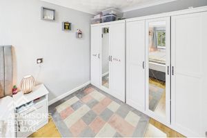 Photo 27- click for photo gallery